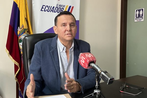 Galo Naula es ingeniero agrónomo y radica en el cantón Bolívar.