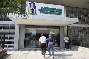 Afiliación al IESS: Obligación desde el primer día de trabajo en Ecuador.