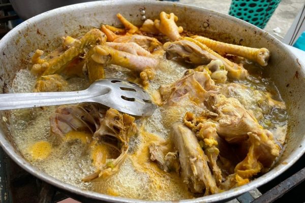 El festival del seco de gallina criolla se realiza cada año en la parroquia Pueblo Nuevo.