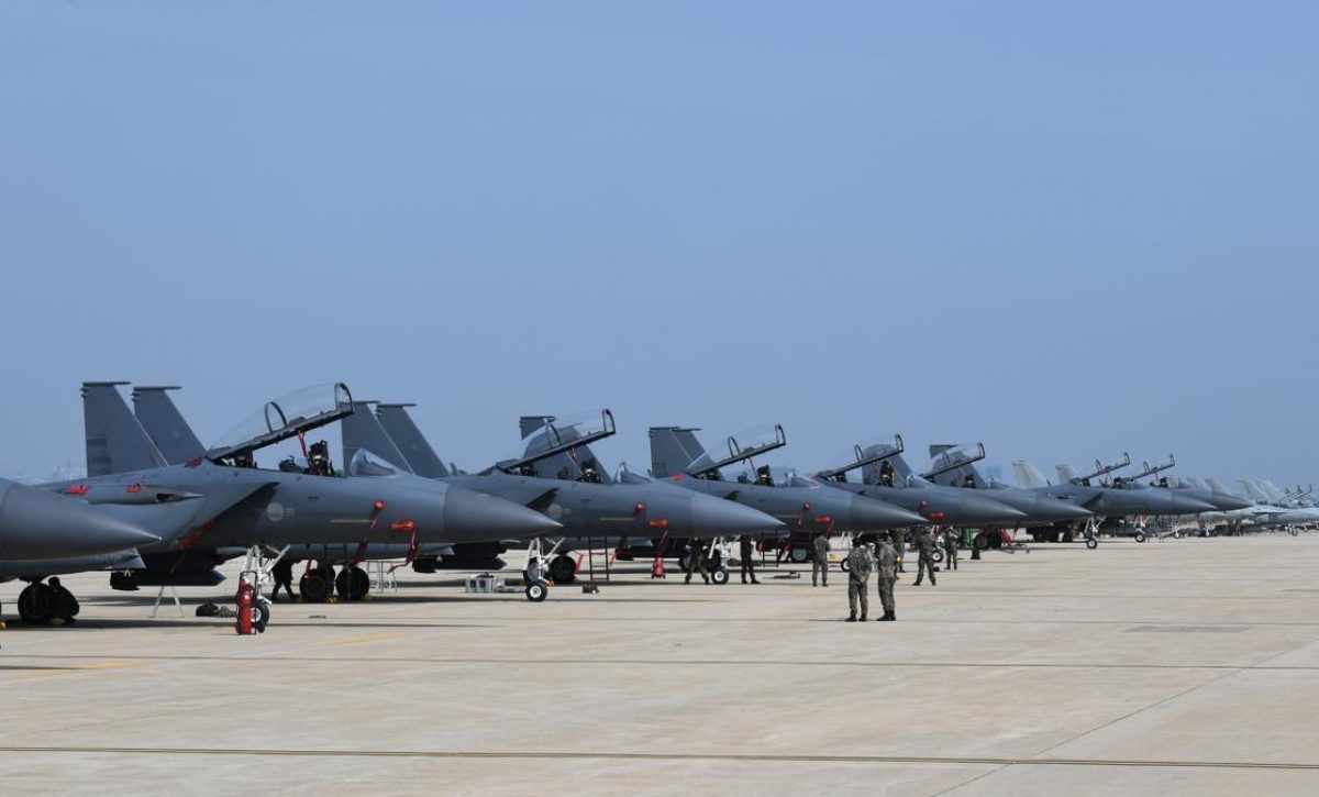 Gasto Militar Mundial Alcanza Récord de 2,7 Billones de Dólares
