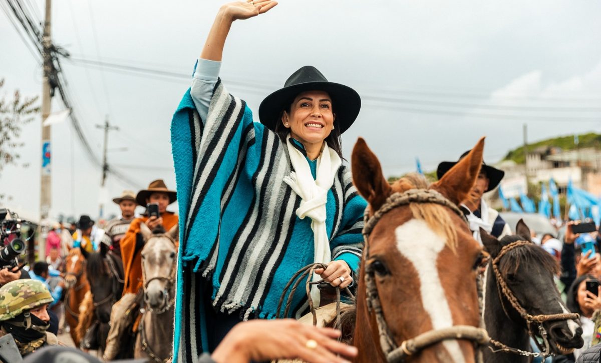 Gestores de paz: la propuesta de Luisa González que preocupa en Ecuador.