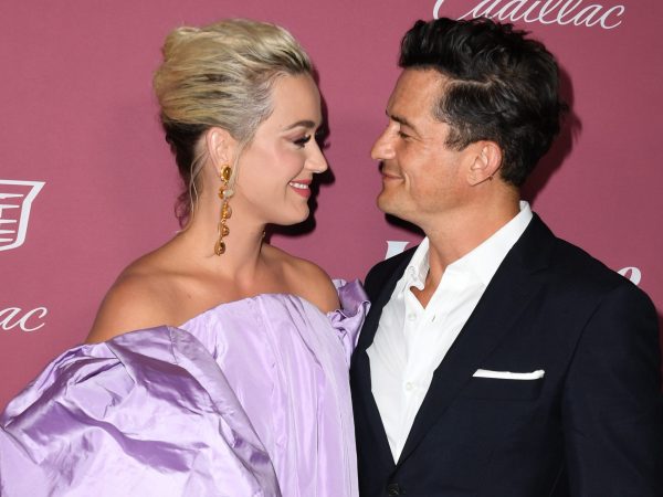 Katy Perry detiene concierto por celos: "Si sigues mensajeándole a mi hombre, te sacaré de aquí"