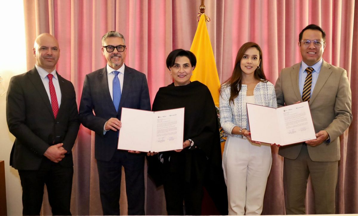 Banecuador, Cancillería, apoyo financiero a migrantes