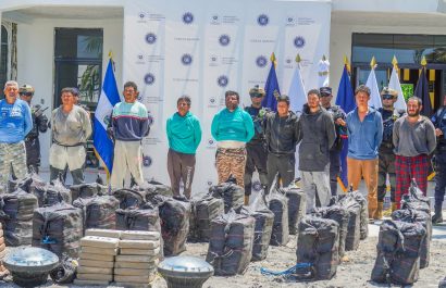 Ecuatorianos detenidos con droga en El Salvador