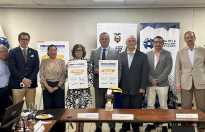 Gobierno de Ecuador impulsa la seguridad laboral en el sector de la construcción con nuevo reglamento.