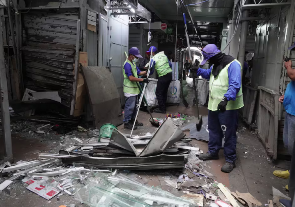 Gobierno de Ecuador se pronuncia tras ataque con explosivos en la Bahía de Guayaquil comerciantes extorsionados guardan silencio
