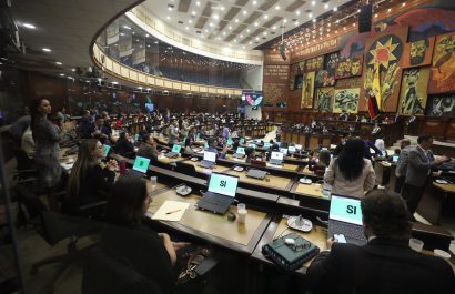 Gobierno logra aprobación de ley que busca combatir el lavado de activos en fundaciones