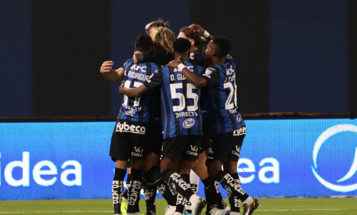 Gol de Spinelli da ventaja a IDV frente a Mushuc Runa en octavos