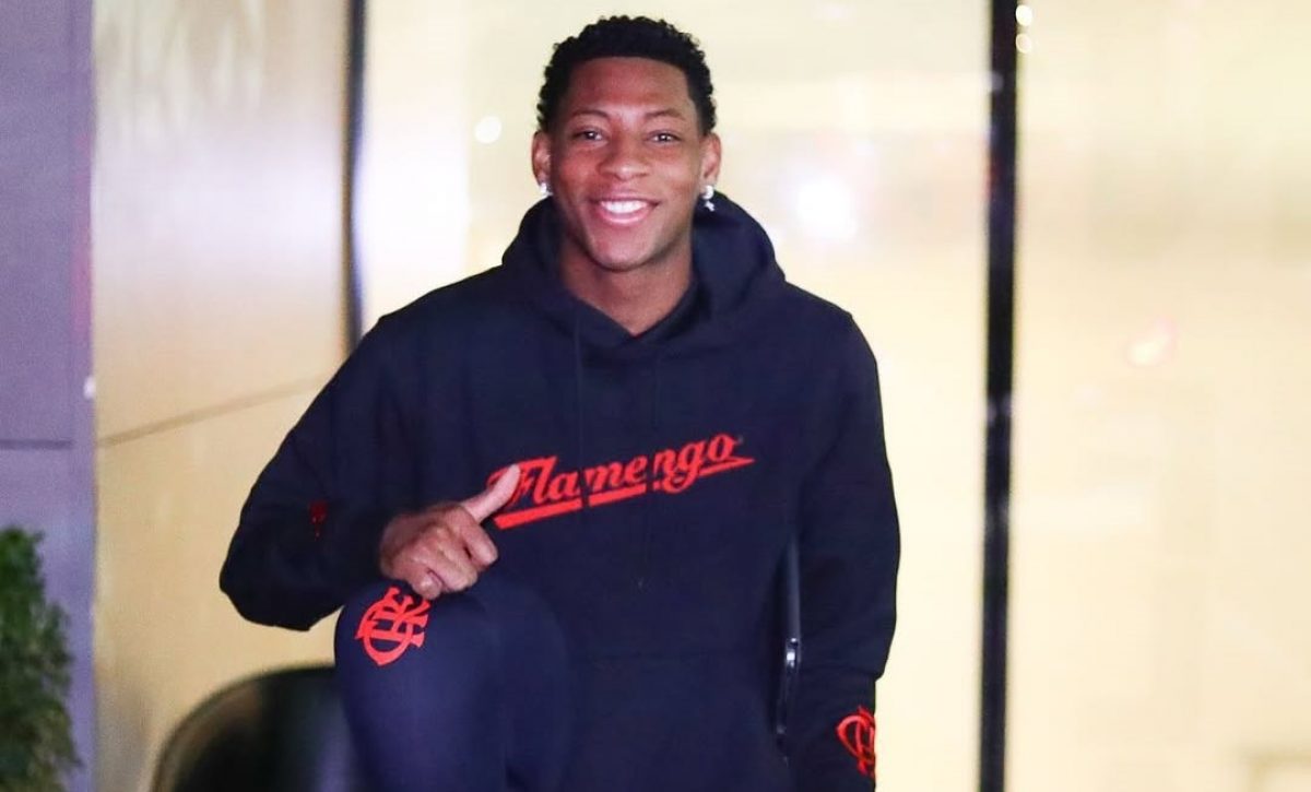 Gonzalo Plata acompaña a Flamengo en el Mundial de Clubes pese a lesión