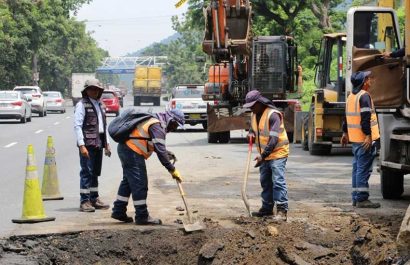 En 2025, Guayaquil ejecuta 90 frentes de trabajo, incluyendo la Vía a la Costa.