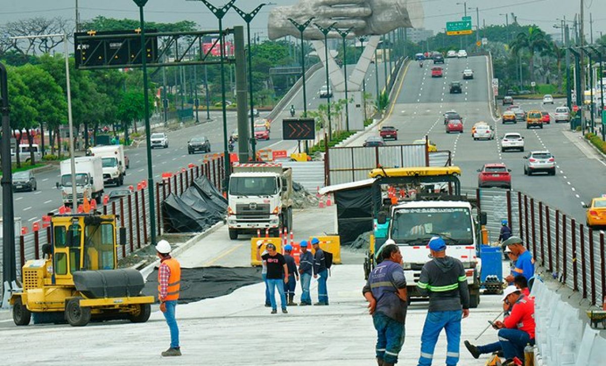 El viaducto de la avenida de Las Américas mide 314 metros de largo y 14,8 metros de ancho. Su entrega, programada para mayo de 2025