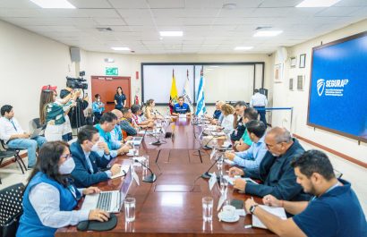 En Guayaquil, 115 puntos de vacunación en la Zona 8 (Guayaquil, Durán y Samborondón) ofrecen la dosis gratuita