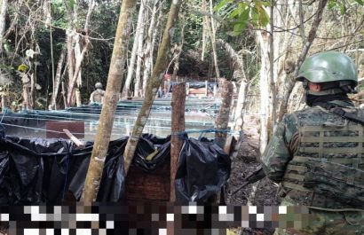 Militares detectaron una piscina clandestina de gasolina en Shushufindi.