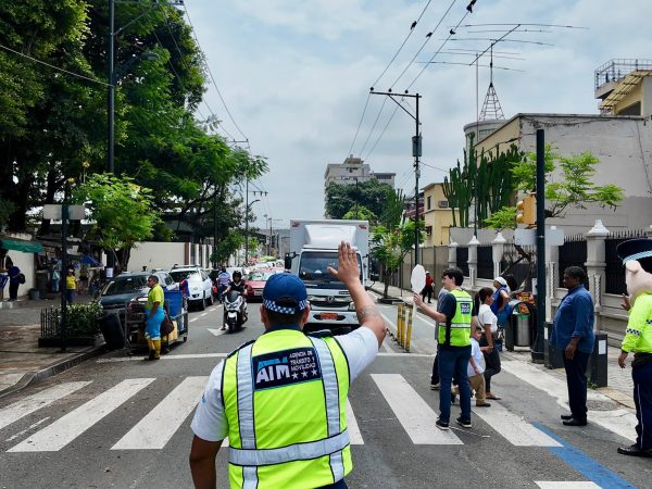 El cierre de vías por el partido Ecuador vs. Brasil afectará rutas de buses urbanos, incluyendo las líneas 8, 9, 37, 49, 107, 120, 122 y 140.