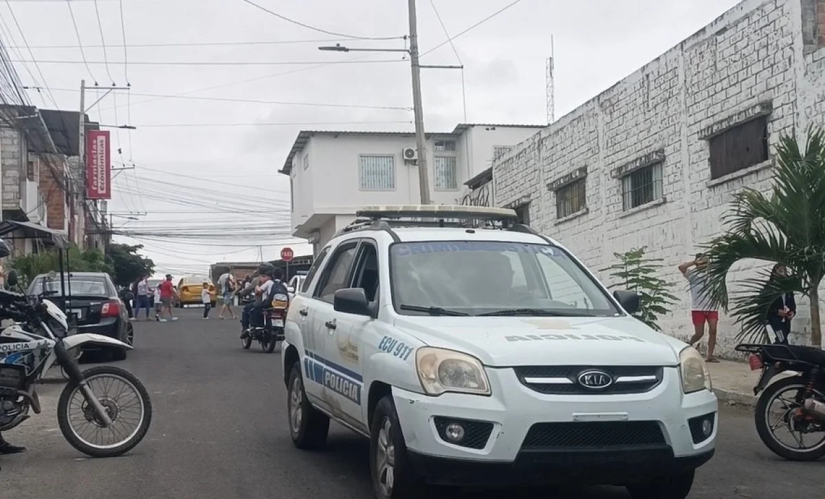 Gremio educativo rechaza violencia tras ataque con vidrio