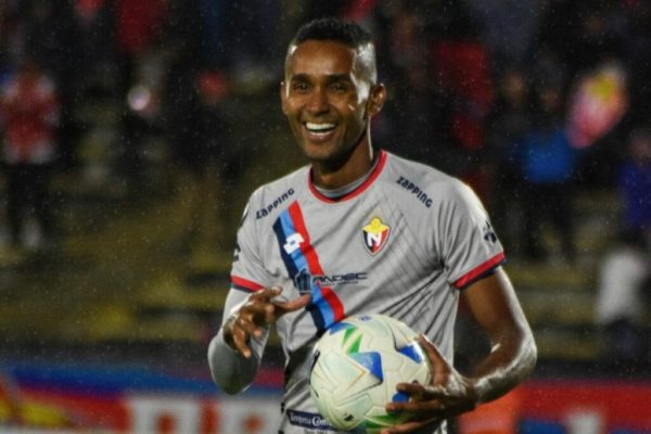 El jugador ecuatoriano Fidel Martínez saldría de El Nacional.