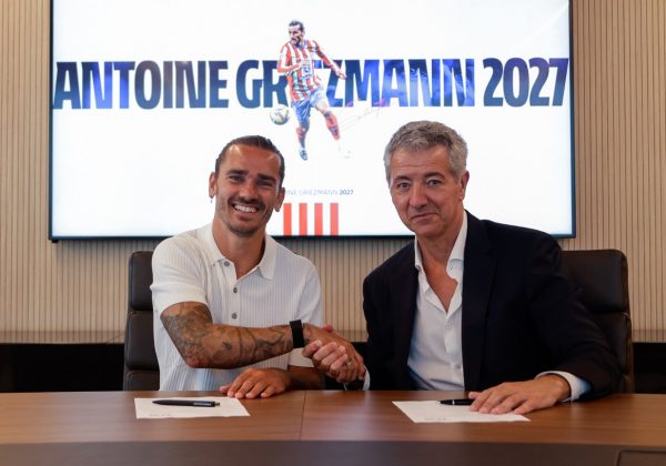 Griezmann extiende su contrato con Atlético de Madrid hasta el 2027