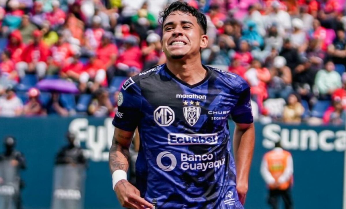 Kendry Páez es considerado una de las mayores promesas del fútbol sudamericano, se destacó en Independiente del Valle por su talento y visión de juego.