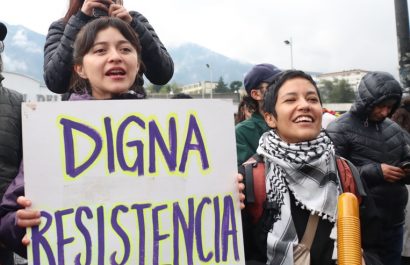 Grupos sociales y estudiantes de la Universidad Central, protestan contra las medidas adoptadas del Gobierno Nacional. Foto: API