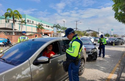 Estos operativos buscan de reducir el caos vial en una ciudad en constante crecimiento, según datos del Municipio.
