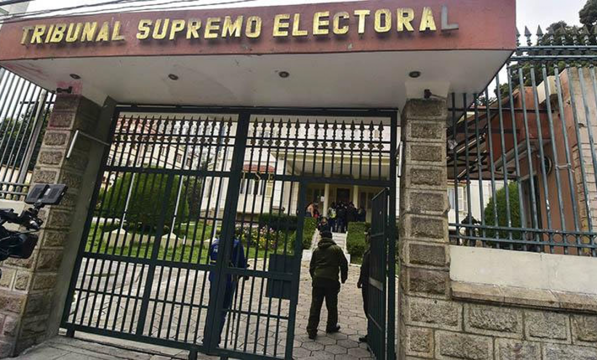 TSE habilita candidaturas en Bolivia, pese a las tensiones por Evo Morales, que no participará de esta contienda electoral.