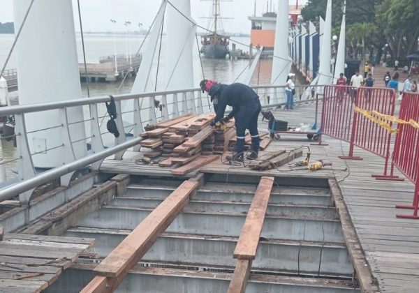 Los trabajos de renovación en el Malecón 2000 no solo buscan mejorar la infraestructura, sino también generar empleo y fomentar la participación comunitaria.