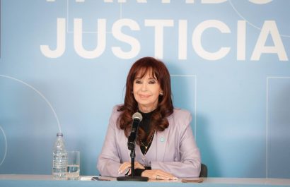 La Corte Suprema de Argentina confirmó condena a la expresidenta Cristina Fernández de Kirchner por corrupción. FOTO: @CFKArgentina