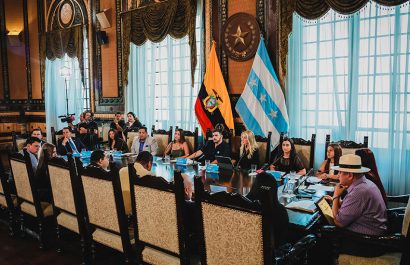 El Concejo Municipal de Guayaquil expresó su respaldo al alcalde Aquiles Alvarez y pidió al Gobierno Central acciones frente a la delincuencia.