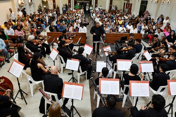 La parroquia Jesús Obrero fue sede de un concierto gratuito de música académica, de la Orquesta Filarmónica de Guayaquil.
