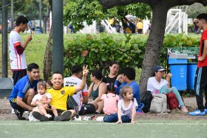 Miles de personas han acudido a los parques municipales de Guayaquil durante el feriado del 24 de mayo.