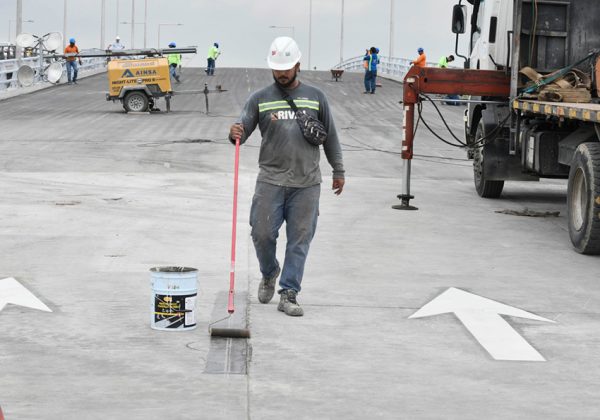 Desde este lunes 26 de mayo estará habilitado un nuevo paso elevado en la avenida de Las Américas en Guayaquil.