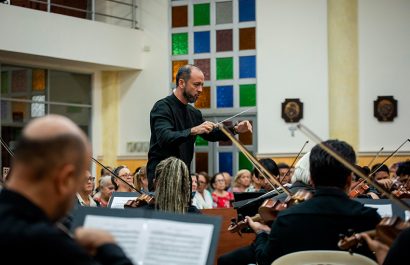 La Orquesta Filarmónica Municipal ofreció un recital gratuito en Guayaquil con obras de Beethoven, acercando la música clásica.