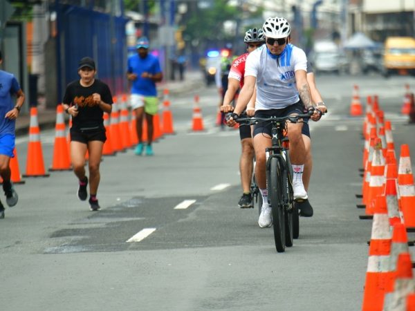La Alcaldía de Guayaquil abre una convocatoria para elegir representantes que integrarán la Mesa de Movilidad Urbana Sostenible por dos años.