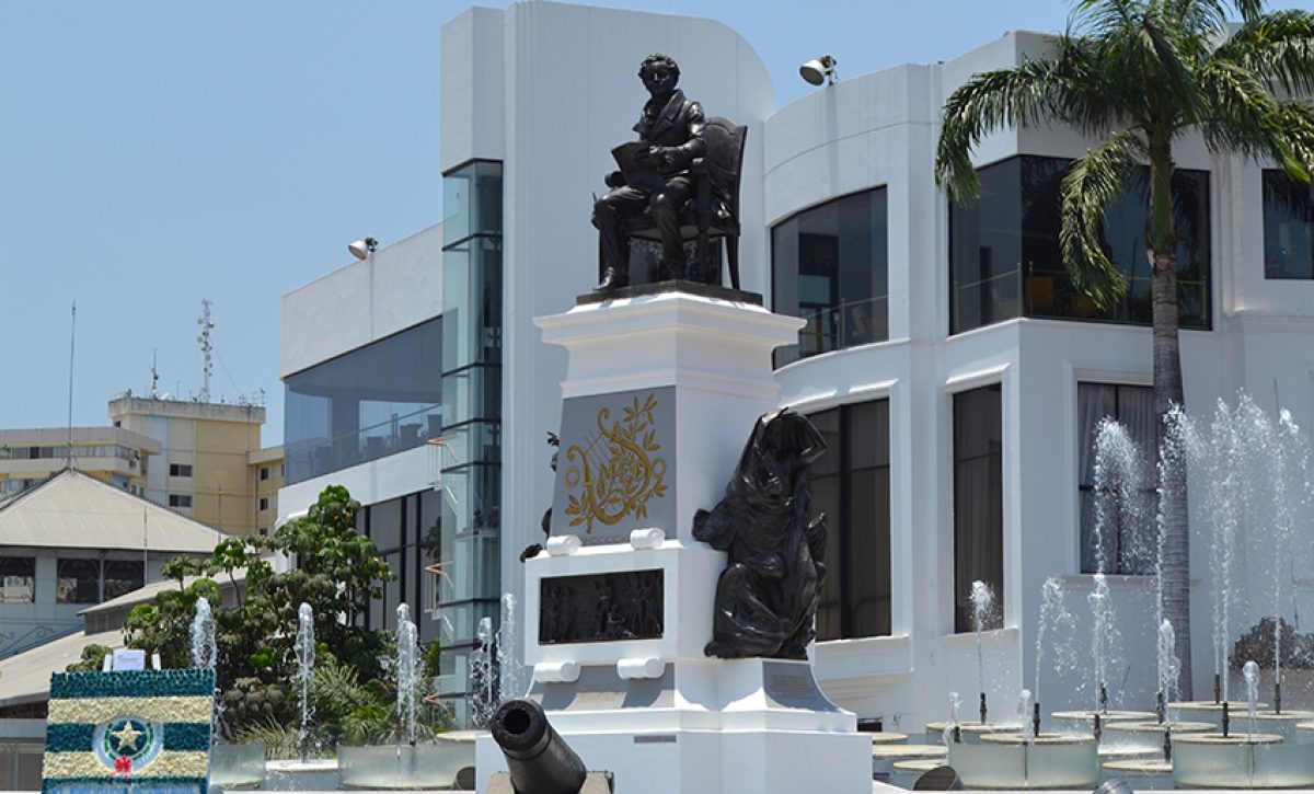 El Municipio de Guayaquil abrió inscripciones para un concurso estudiantil de oratoria que conmemora los 200 años del poema patriótico.