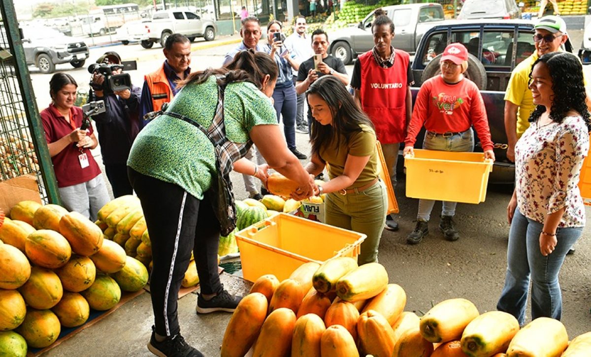 El Municipio de Guayaquil amplió el proyecto Fruver para recuperar y distribuir frutas y verduras frescas a personas en situación de vulnerabilidad.