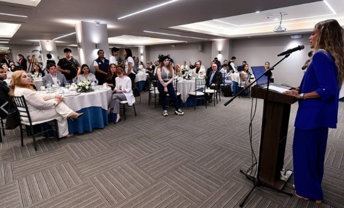 La Dirección de Turismo y Eventos Especiales del Municipio de Guayaquil organizó el primer encuentro con 20 nuevos embajadores.