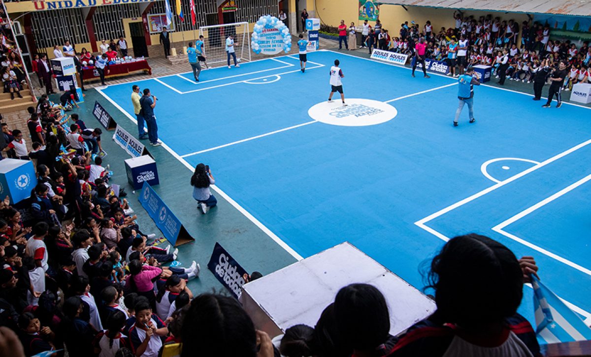 Más de 600 estudiantes de Monte Sinaí participaron en una jornada deportiva con el alcalde Aquiles Alvarez.