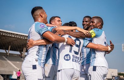 Guayaquil City goleó 3-0 a Imbabura y escaló al tercer puesto en la Serie B