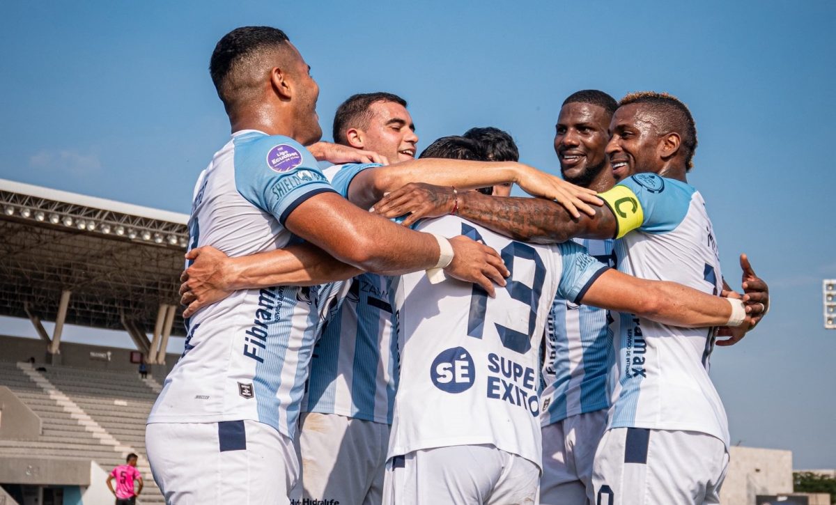 Guayaquil City goleó 3-0 a Imbabura y escaló al tercer puesto en la Serie B