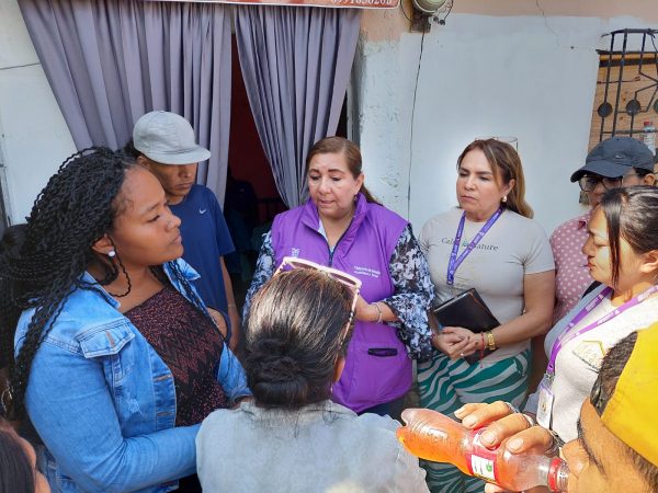 Guayaquil: MIES brinda protección a hijos de mujer que falleció por el impacto de un contenedor