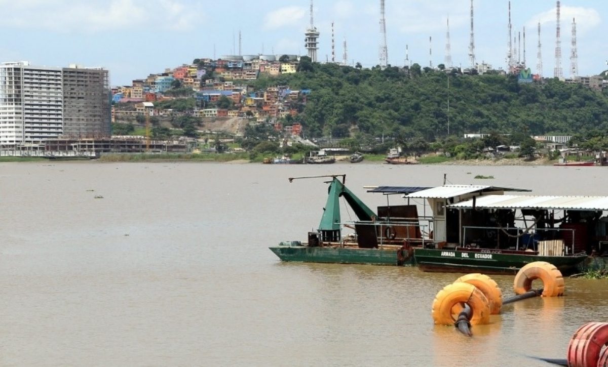 Prefectura del Guayas cancela contrato de dragado por incumplimientos