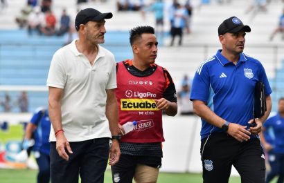 Guillermo Duró dice que Emelec buscará ganar la Copa Ecuador y que Christian Cueva está con permiso.