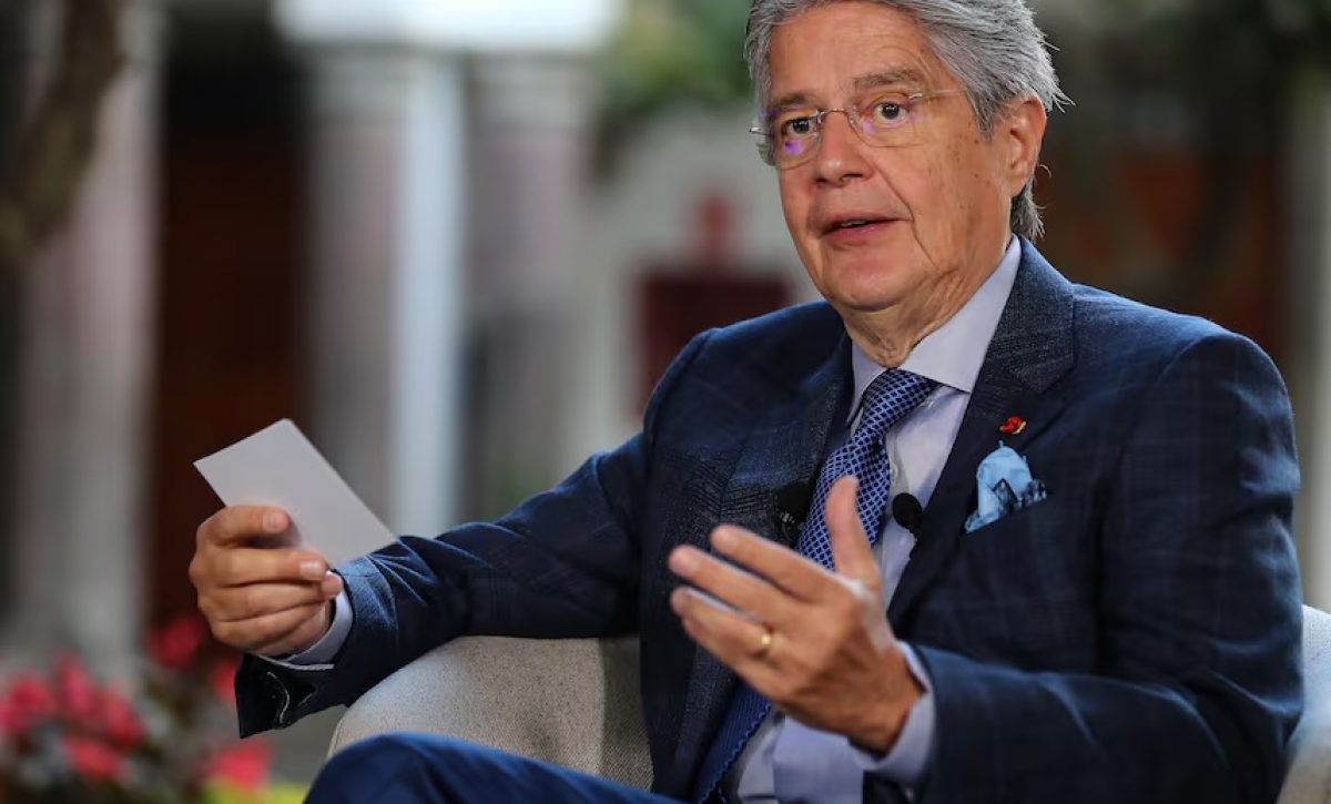 Guillermo Lasso, expresidente de Ecuador, anunció un programa de becas dirigido a jóvenes ecuatorianos de entre 25 y 35 años de edad.