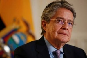 Guillermo Lasso notifica a Andersson Boscán en Canadá por demanda legal