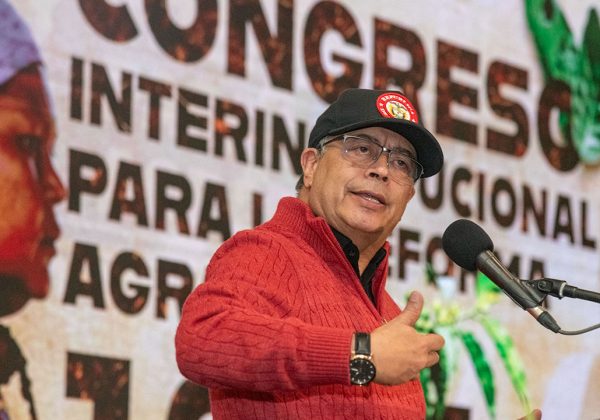 La coalición de partidos Pacto Histórico, a la que pertenece el presidente de Colombia, Gustavo Petro, ha anunciado que realizará una consulta abierta para designar sus candidatos