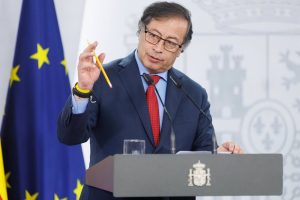 Gustavo Petro defiende consulta popular sobre reforma laboral ante críticas de oposición