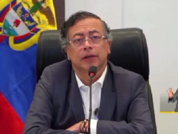 Gustavo Petro ordena proteger al adolescente que disparó a Miguel Uribe Turbay Es un niño