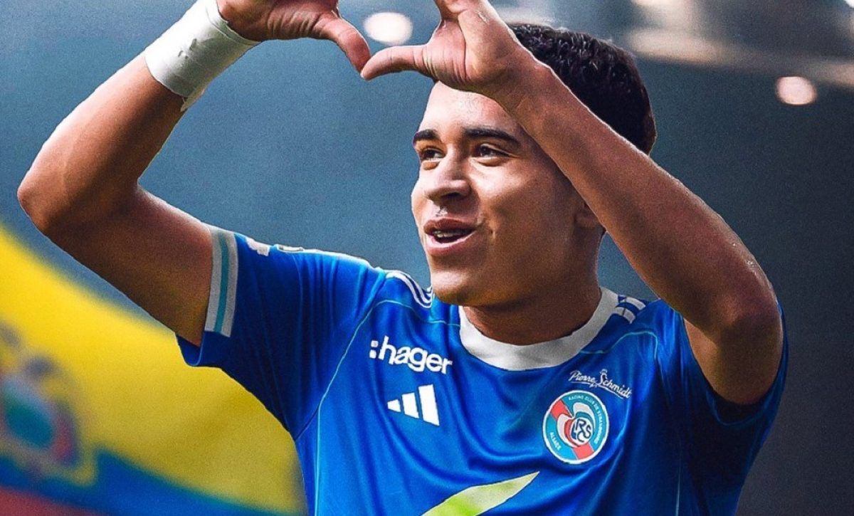 Kendry Páez debutará en la Ligue 1 con Estrasburgo cedido por Chelsea. FOTO: @Ligue1_ESP.