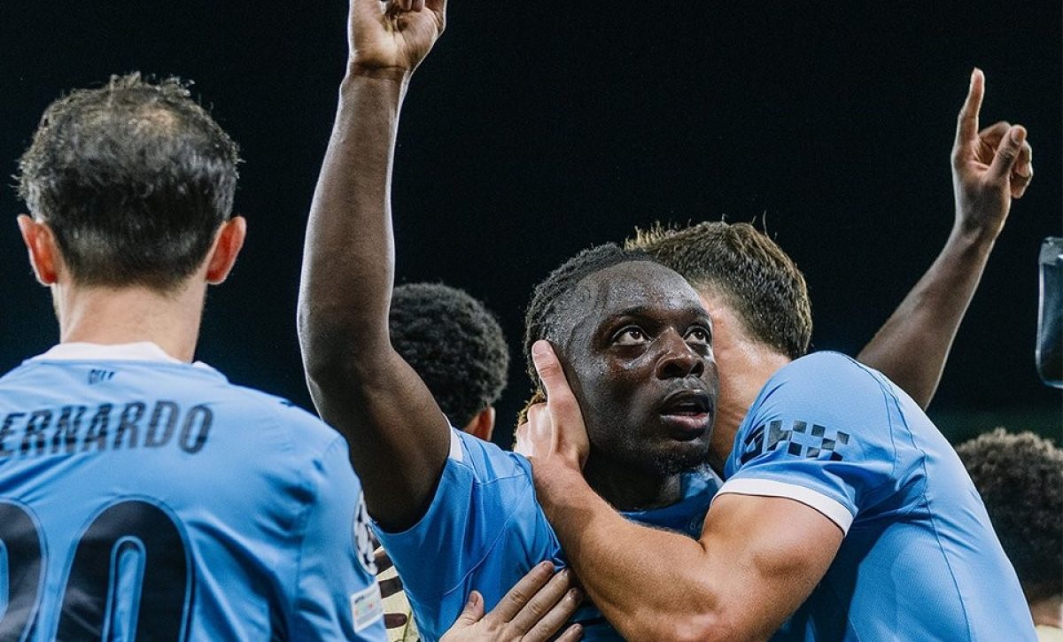 Haaland y Doku lideran la victoria de Manchester City ante Napoli