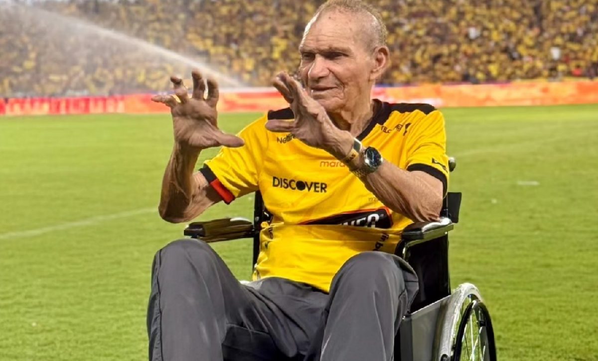 Haílton Corrêa de Arruda, conocido como ‘Manga’, legendario exarquero de Botafogo, Nacional de Uruguay falleció a los 88 años.